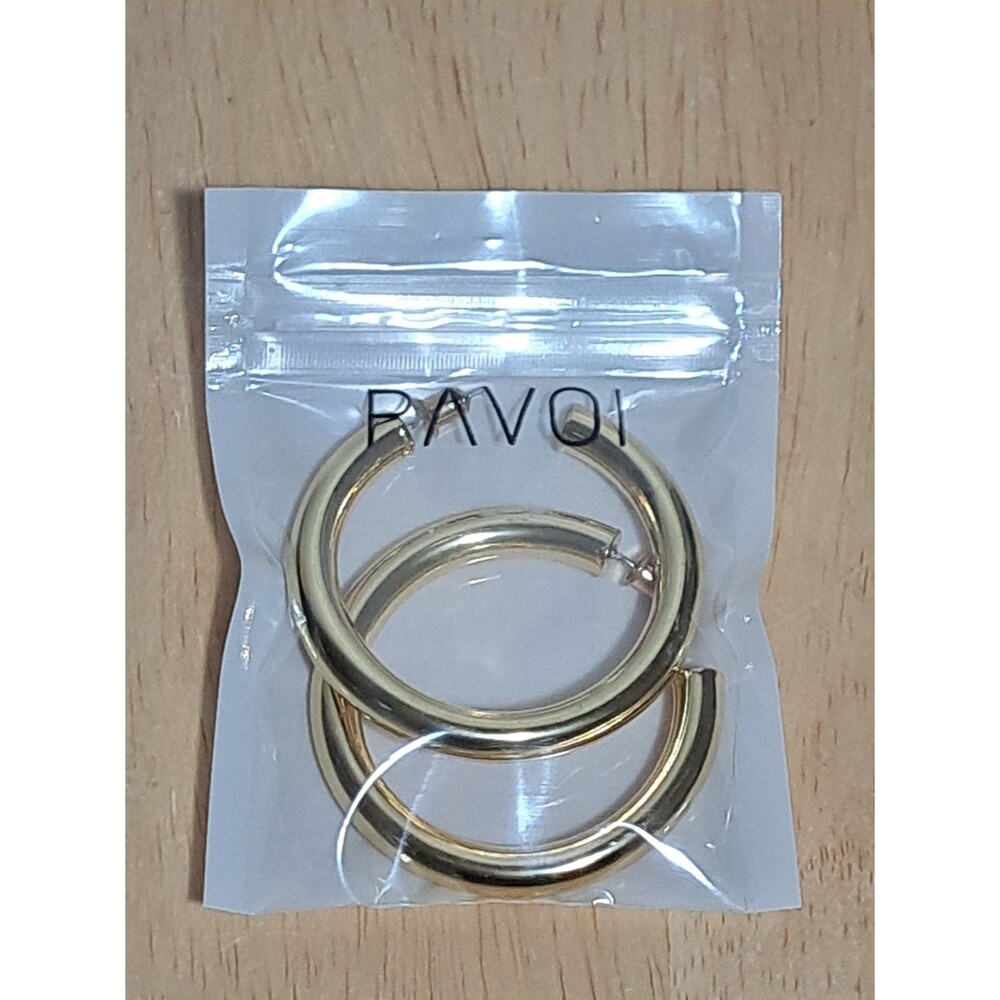BRAND NEW Pavoi Gold Hoops Earrings